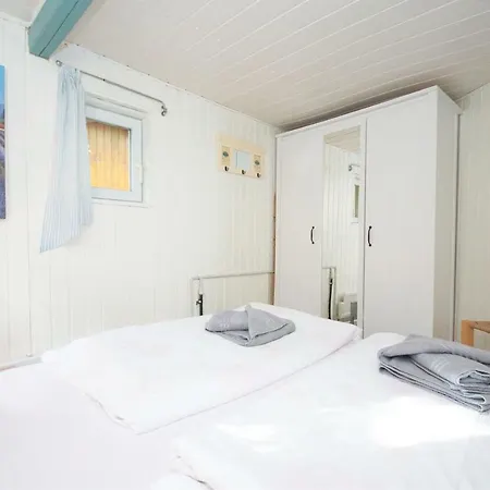 Bungalow Strandmuschel * Goehren (Ruegen)